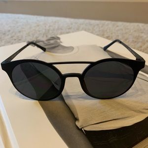 Le Specs black sunglasses